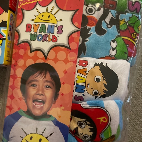 NIP Ryan’s World Boys Size 4 Underwear Briefs 5 Pk - Picture 6 of 9